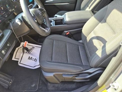 Used 2024 Chevrolet Traverse LS w/ Midnight/Sport Edition FWD image 3