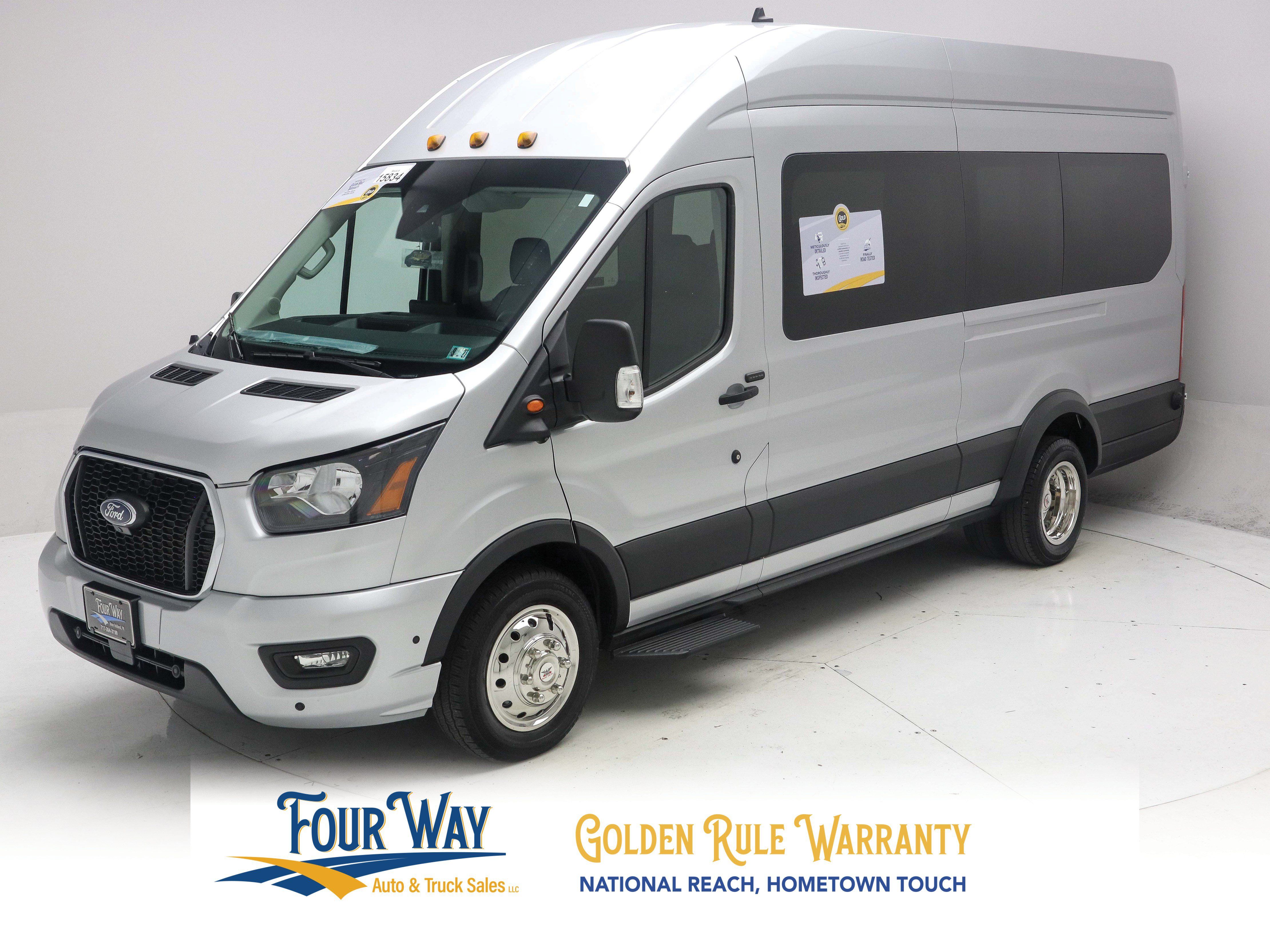 Used 2024 Ford Transit 350 XLT RWD image 8