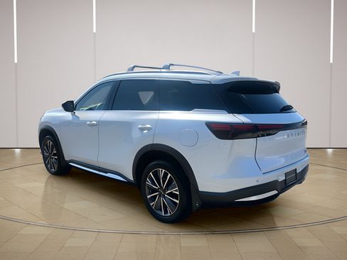 Used 2026 INFINITI QX60 Luxe w/ Cargo Package FWD image 3