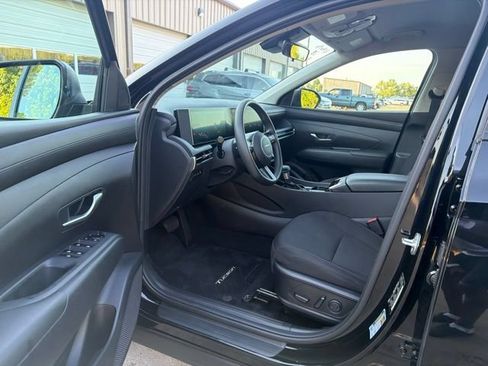 Used 2025 Hyundai Tucson SEL FWD image 10
