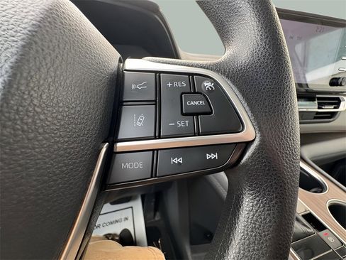 Used 2021 Toyota Sienna LE image 18