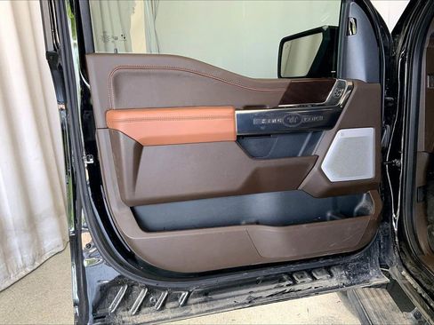 Used 2025 Ford F150 King Ranch w/ FX4 Off-Road Package AWD/4WD image 21