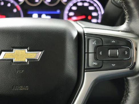 Used 2022 Chevrolet Silverado 2500 LTZ w/ LTZ Convenience Package image 27