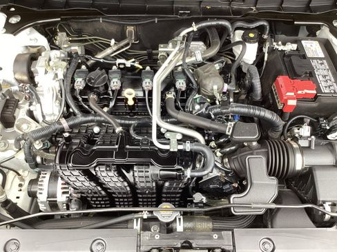 Used 2024 Nissan Altima 2.5 SR image 31