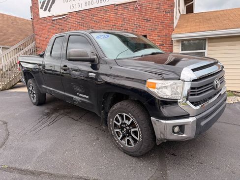 Used 2015 Toyota Tundra SR5 w/ TRD Off Road Package AWD/4WD image 2