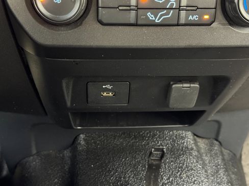 Used 2022 Ford F250 XL w/ STX Appearance Package image 26