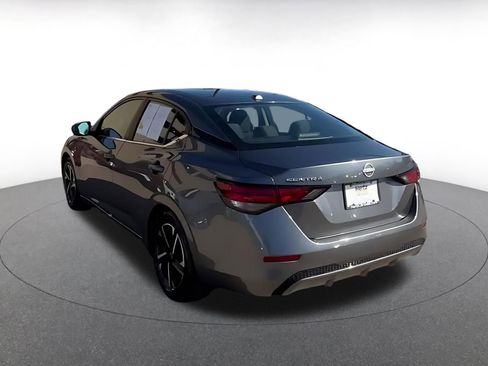 Used 2025 Nissan Sentra SV image 11