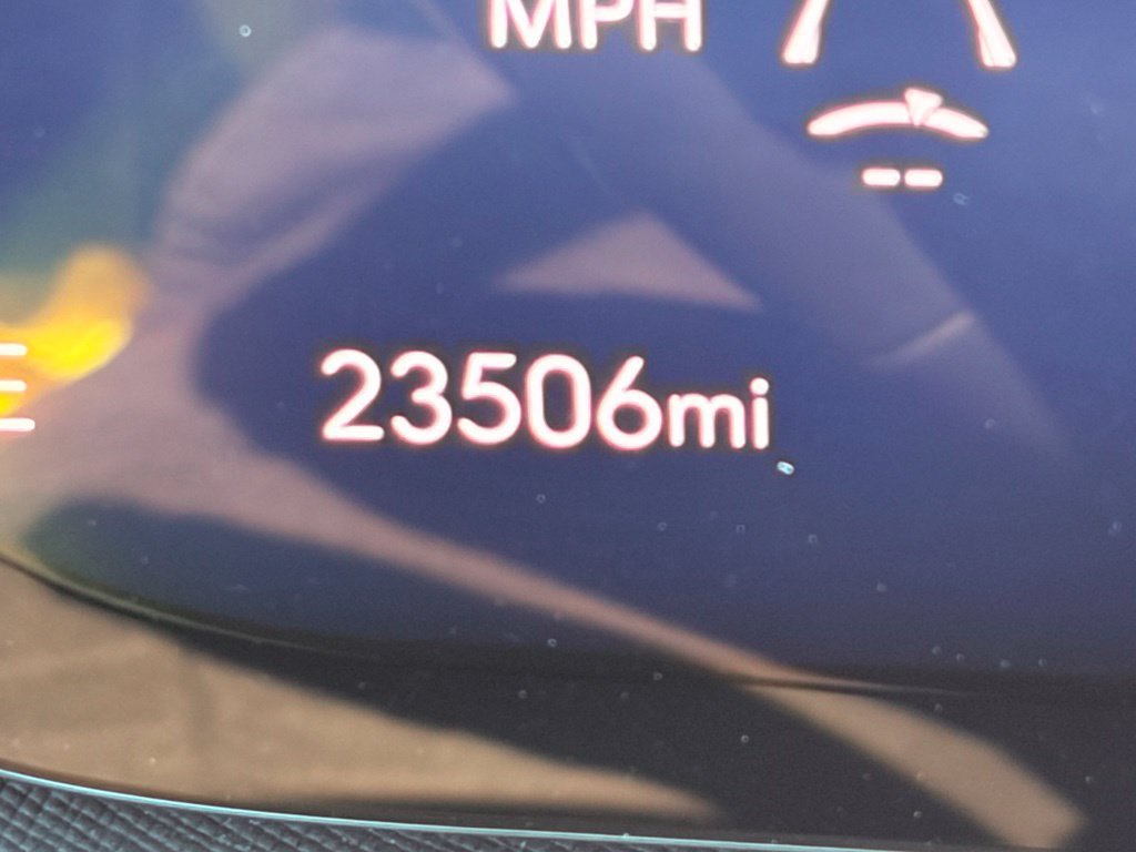 Used 2026 Buick Enclave Sport Touring AWD/4WD image 16