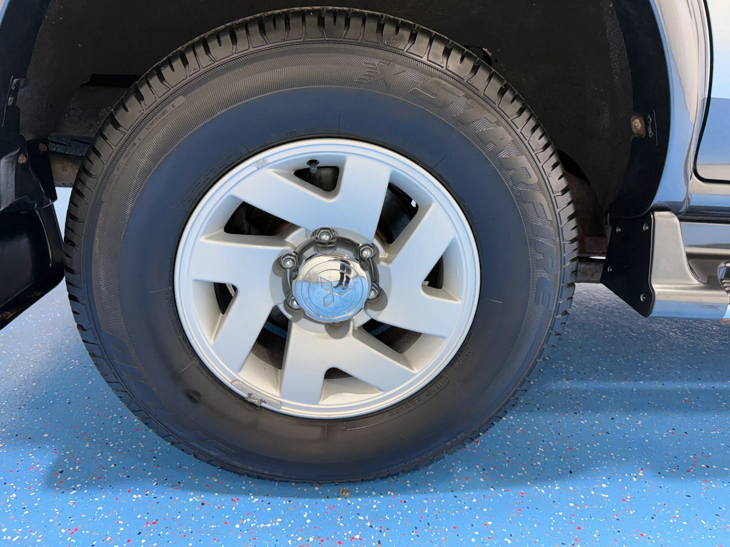 Used 2000 Mitsubishi Montero Sport XLS AWD/4WD image 41