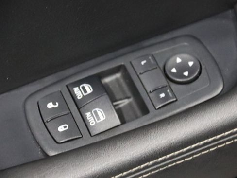 Used 2017 Dodge Challenger SRT image 57