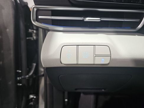 New 2026 Hyundai Elantra Limited FWD image 24