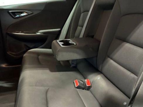 Used 2020 Chevrolet Malibu LT FWD image 27