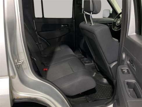 Used 2011 Jeep Liberty Sport AWD/4WD image 26