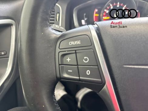 Used 2018 Volvo S60 T5 Dynamic w/ Vision Package image 18