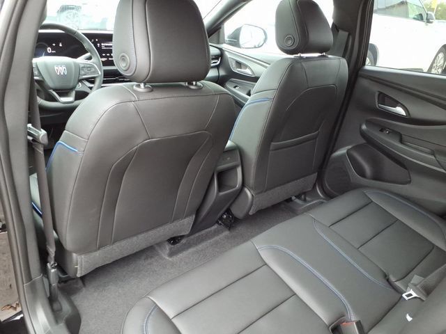 Used 2026 Buick Envista Sport Touring w/ Convenience I Package FWD image 16