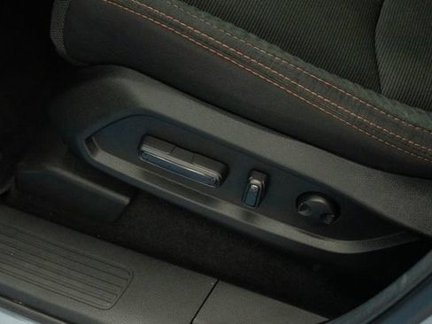 Certified 2025 Honda Pilot Sport image 16