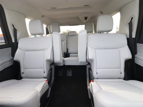 New 2025 Ford Expedition Max Platinum w/ Platinum Ultimate Package image 22