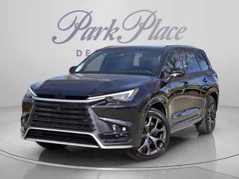 New 2026 Lexus TX 500h AWD image 1