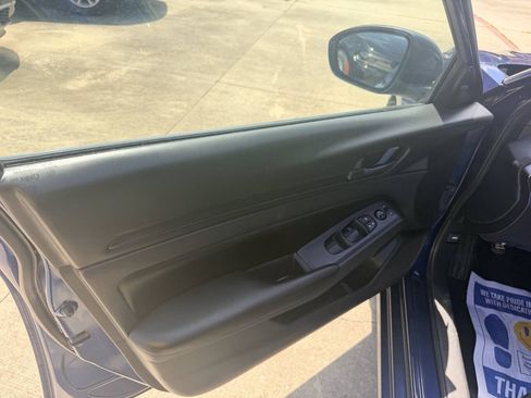 Used 2024 Nissan Altima 2.5 S FWD image 10