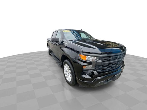 Certified 2022 Chevrolet Silverado 1500 Custom image 2