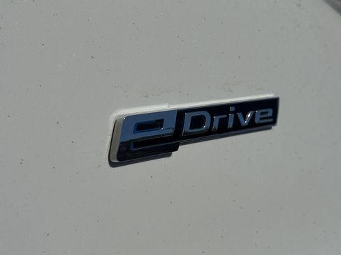 Used 2018 BMW 530e RWD image 25