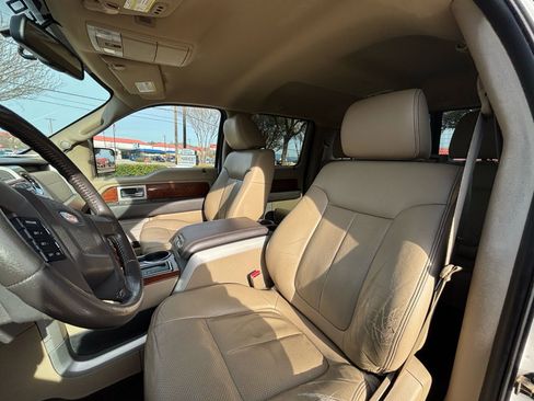 Used 2010 Ford F150 Lariat image 14