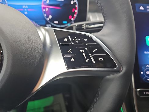 New 2026 Mercedes-Benz GLC 300 image 19