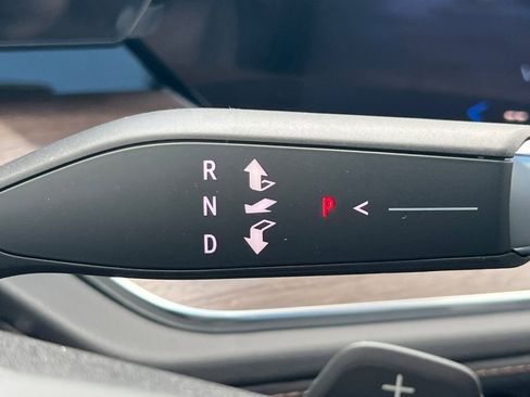 New 2026 Chevrolet Suburban High Country image 21