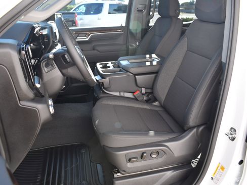 New 2026 GMC Sierra 1500 SLE w/ Preferred Package image 22