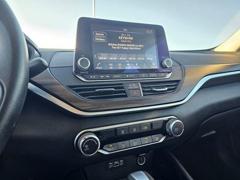 Used 2023 Nissan Altima 2.5 SV image 20