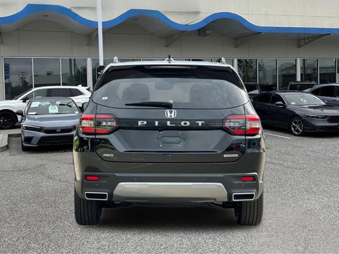 New 2026 Honda Pilot Touring image 9