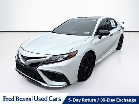 Used 2024 Toyota Camry XSE image 3