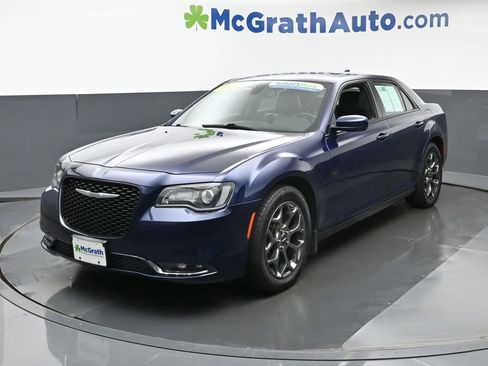 Used 2017 Chrysler 300 S image 20