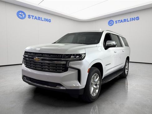 Used 2021 Chevrolet Suburban Premier image 16
