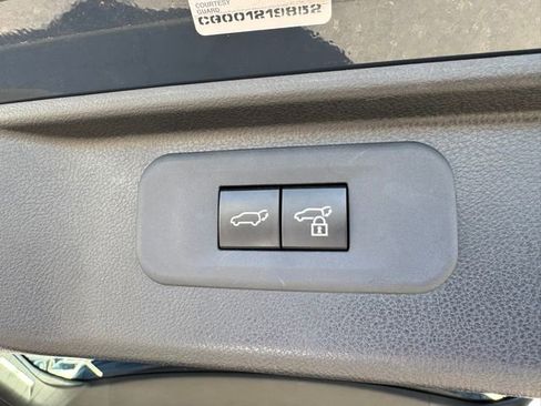 Used 2024 Toyota Grand Highlander AWD image 37