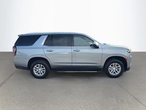 Used 2024 Chevrolet Tahoe LT image 3