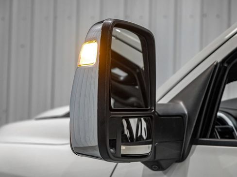 Used 2024 RAM 3500 Laramie w/ Sport Appearance Package AWD/4WD image 40