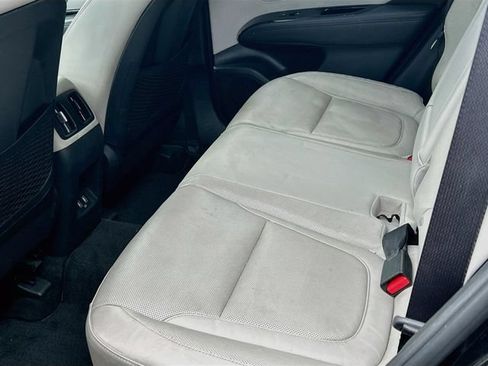 Certified 2022 Hyundai Tucson Limited AWD/4WD image 9