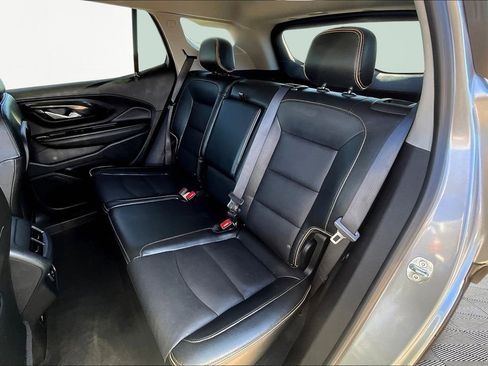 Used 2023 GMC Terrain AT4 image 28