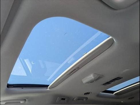 New 2026 Kia Carnival SX Prestige FWD image 11