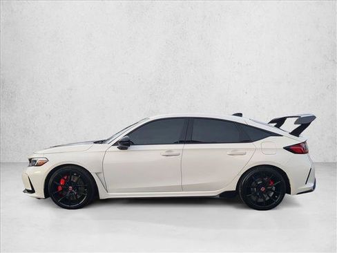 Used 2025 Honda Civic Type R image 9