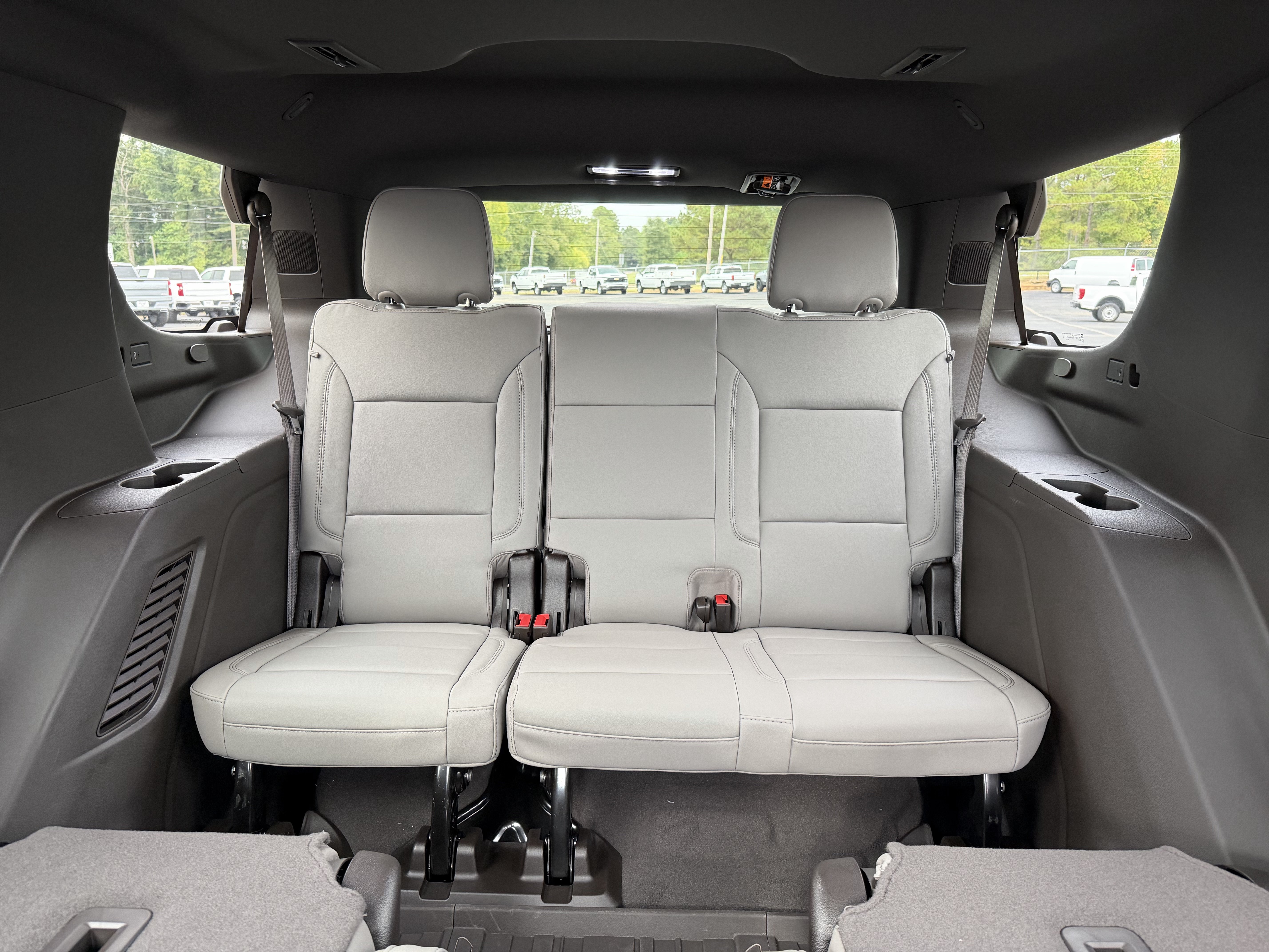 New 2027 Chevrolet Tahoe LT w/ Comfort Package RWD image 34