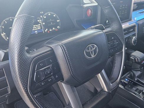 Used 2024 Toyota Tacoma TRD Sport image 18