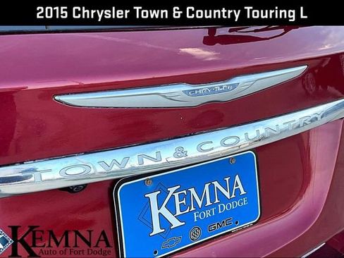 Used 2015 Chrysler Town & Country Touring-L w/ Driver Convenience Group image 24