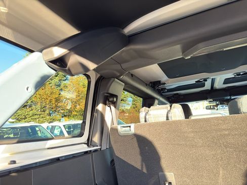 New 2025 Ford Bronco Heritage Edition image 34