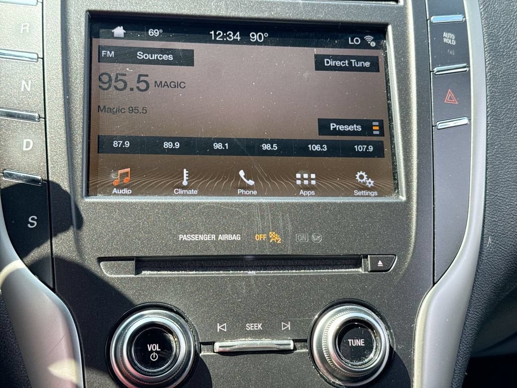 Used 2019 Lincoln MKC Premiere AWD/4WD image 16
