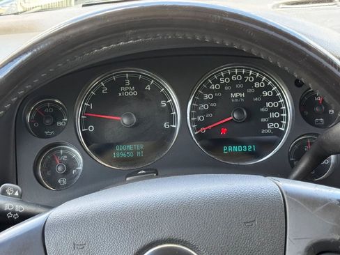 Used 2007 Chevrolet Avalanche LTZ w/ LTZ Preferred Equipment Group AWD/4WD image 3