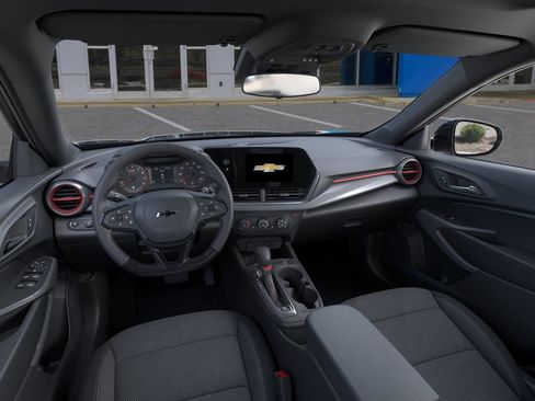 New 2026 Chevrolet Trax RS w/ Sunroof Package FWD image 3