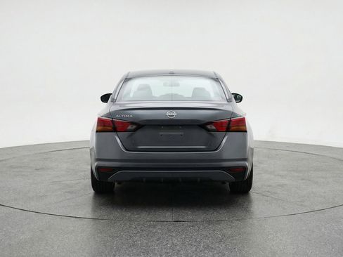 Used 2025 Nissan Altima 2.5 SV image 7