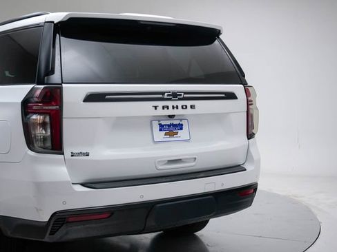 Used 2023 Chevrolet Tahoe Z71 w/ Luxury Package AWD/4WD image 4